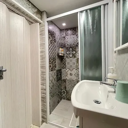 Stritstrit Tatil Evi